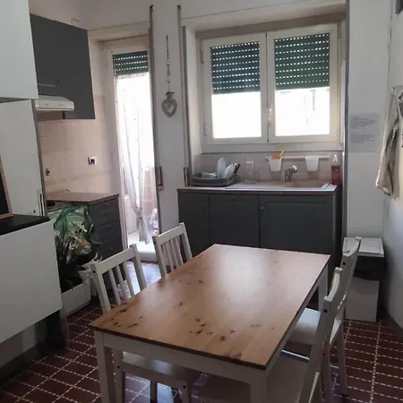 Max ゲストハウス ローマ